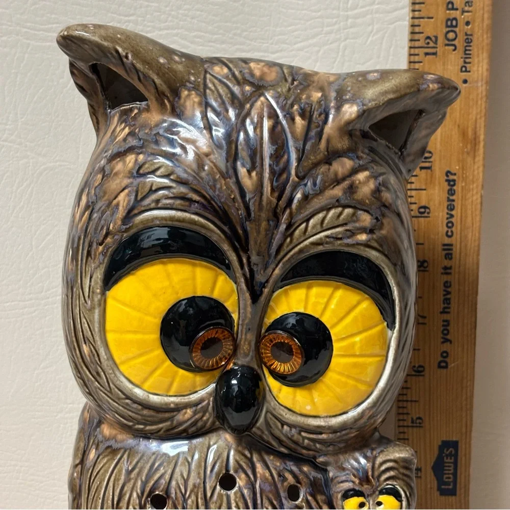 Vintage ceramic Owl & Baby lamp, often identified as a "TV lamp" from the 1970s. - Picture 5 of 8